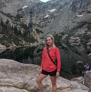 Meet your Posher, Amber